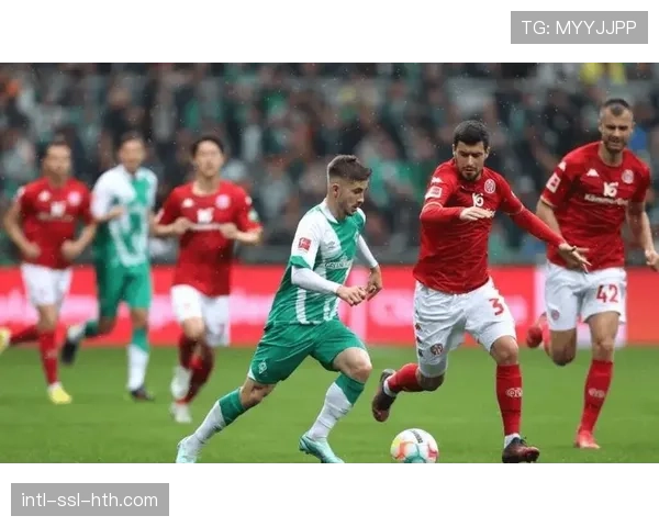 不来梅3-1击败汉堡取得保级关键三分