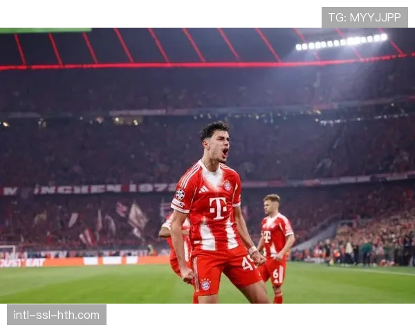 拜仁欧冠半决赛对阵巴黎圣日耳曼，冲击三冠王